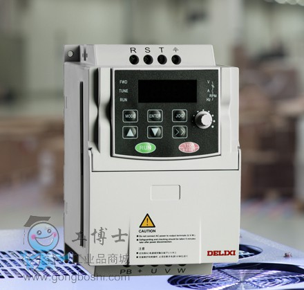 ������E102