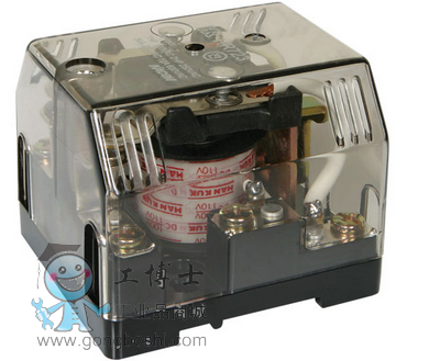 �P���^���