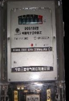 ������ܱ�