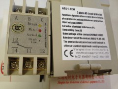 ����ʿ�̳�