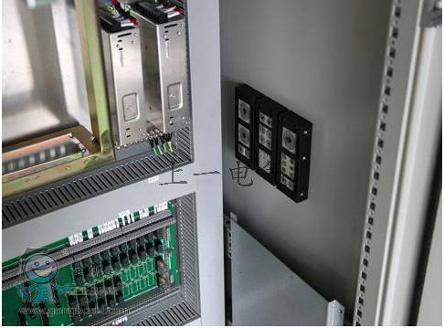 VMC850��ʽ�ӹ����Ŀ��ƹ�