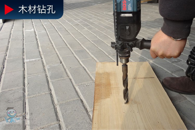 rBEhVVKPb0QIAAAAAAE9uH3PwToAAF-JwDi2dUAAT3Q040