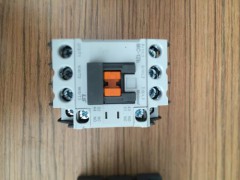 ����ʿ�̳�