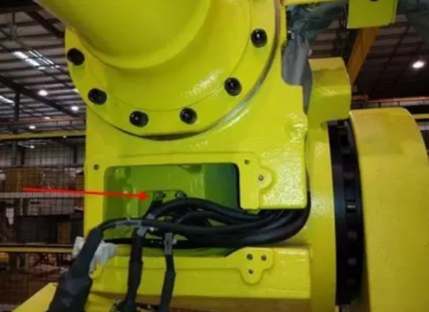 �l�ǿ�R-2000iϵ�ЙC���˱��w��|�Ĳ�ж���E23