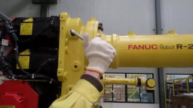 R-2000iB�C(j��)����3�걣�B(y��ng)-9