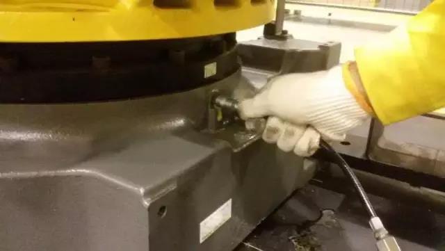 R-2000iB�C(j��)����3�걣�B(y��ng)-15