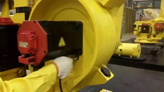 R-2000iB�C(j��)����3�걣�B(y��ng)-16