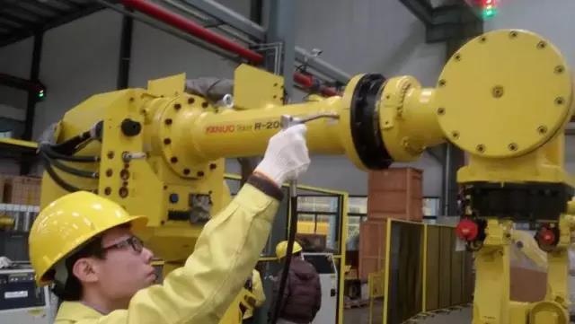 R-2000iB�C(j��)����3�걣�B(y��ng)-19