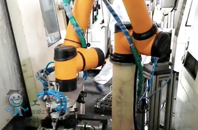 �۲��C���ˣ��MС���g���I�C�������ϣ�AUBO�C����