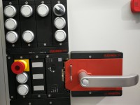 2020��������Ʒչʾ--��ʿ�ܰ�ȫ�_�P