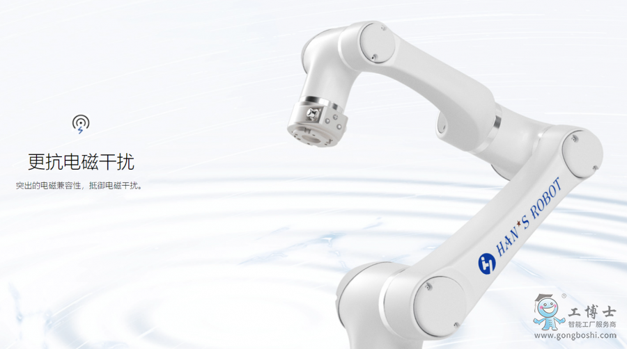 ����C����