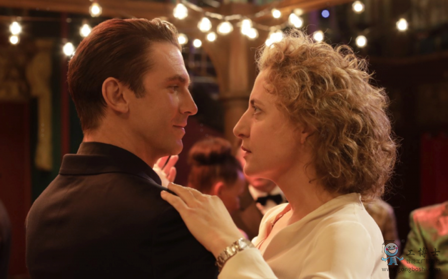 �Ӱ����������