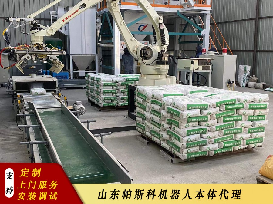 ����C����