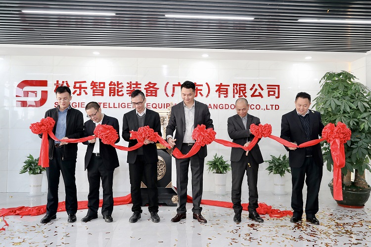 �ߌ������°l(f��)չ·�� �ɘ�(l��)��߶��b��a(ch��n)�I(y��)�l(f��)չע���»���