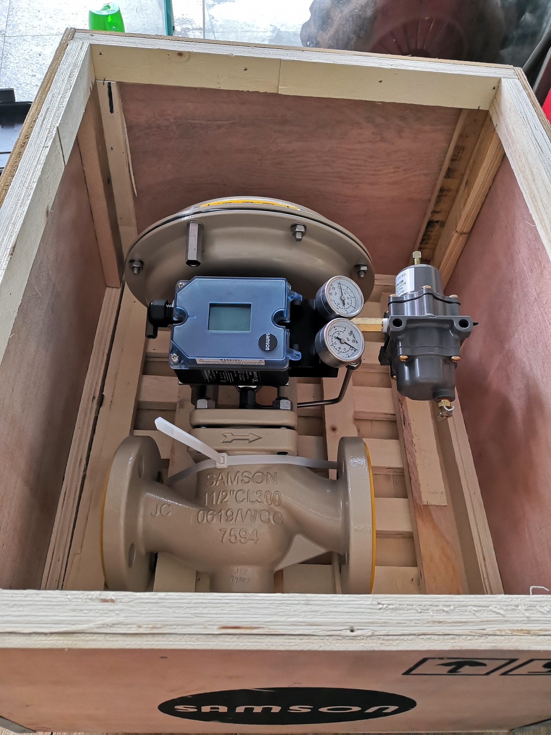 �_ķɭSamson 3241DN40 PN16 3271-240 FC 3725-0